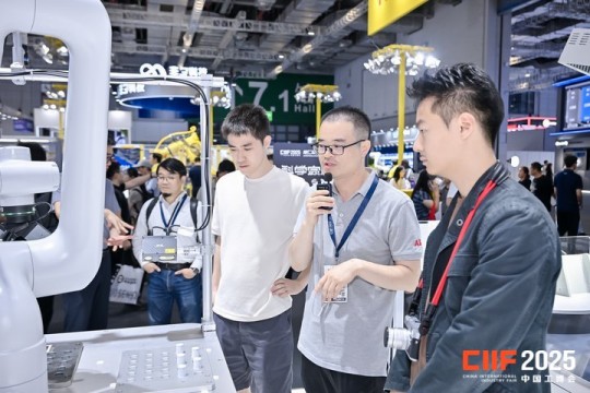把握展会机遇 绿色低碳企业2026上海工博会双碳技术亮相